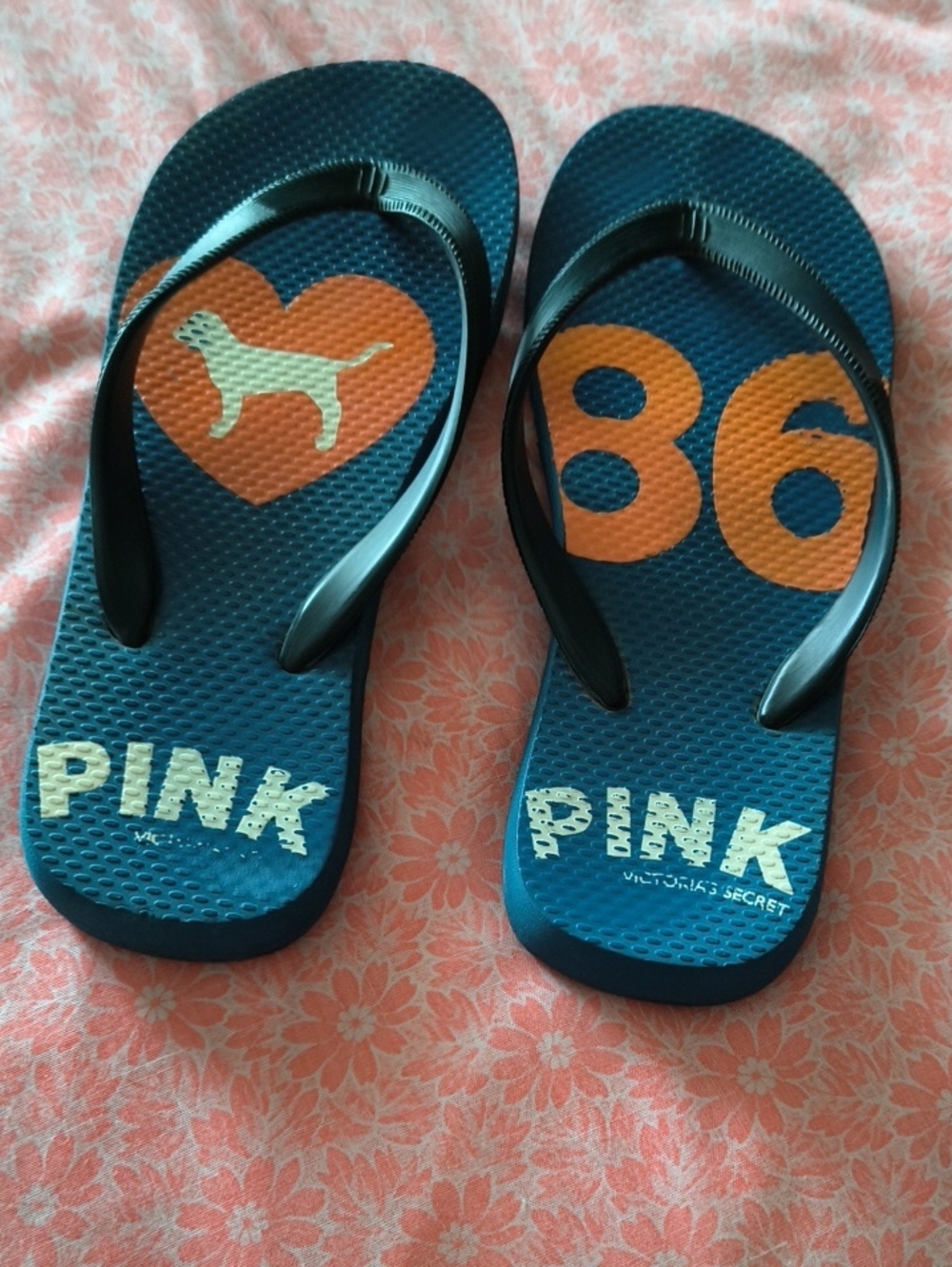Victoria's Secret PINK flip flops